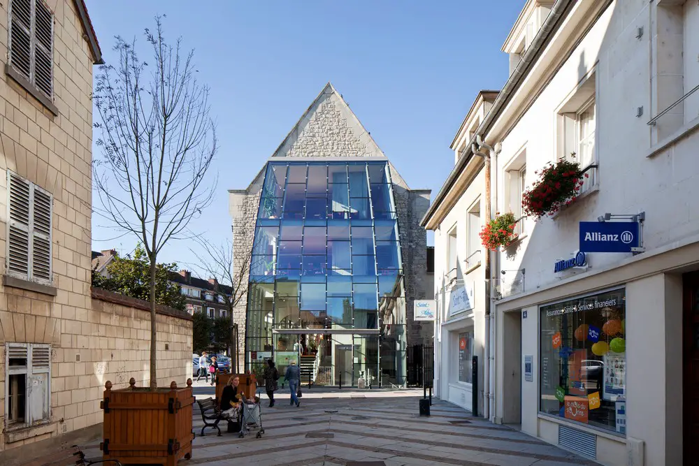 Saint-Corneille Library Compiegne