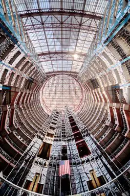 Thompson Center Chicago atrium