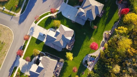 Buying a House? Find the Right Neighborhood