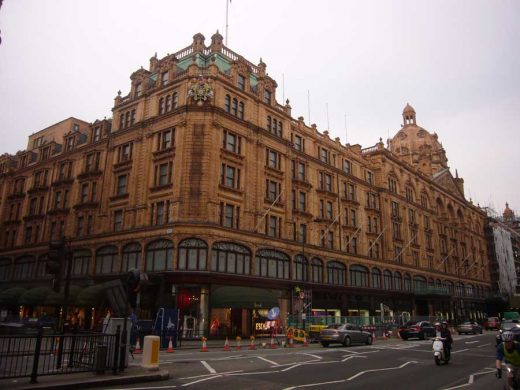 Harrods London Knightsbridge store building