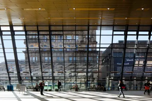 Queen Street Station Building Glasgow