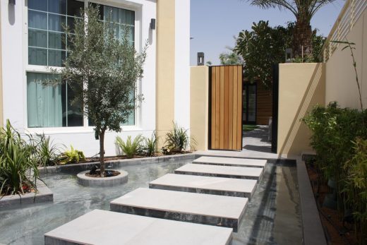 02 Mudon Dubai home pool stepping stones