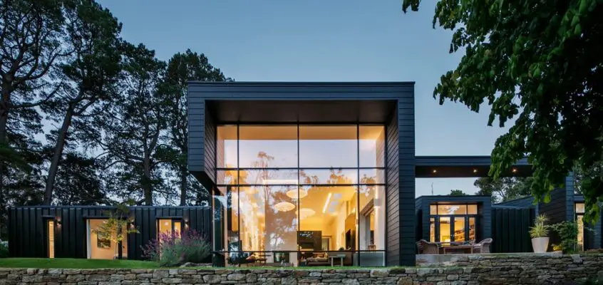 Number 6 Adelaide Hills House