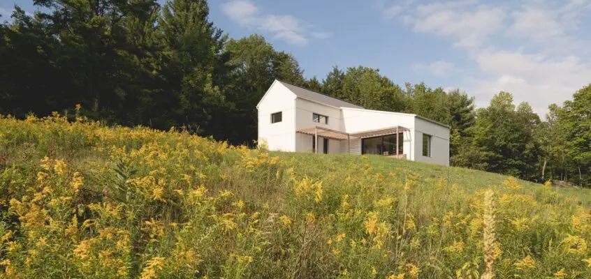 Saltbox Passive House, Bromont