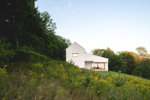 Saltbox Passive House Bromont