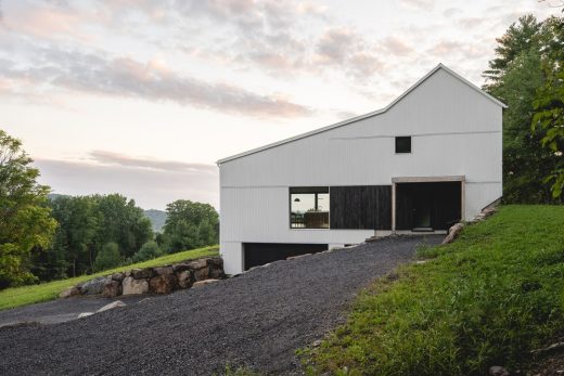 Saltbox Passive House, Bromont