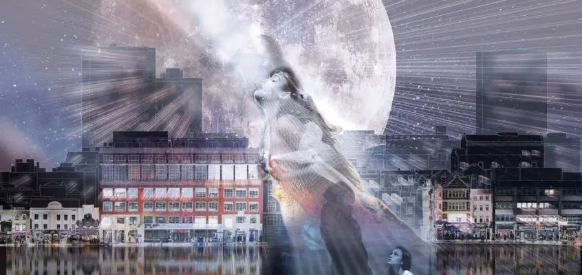 The Moon Catcher, Greater London