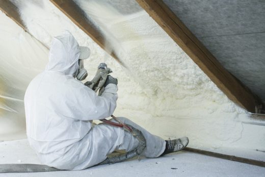 5 reasons to use polyurethane foam spray for roof