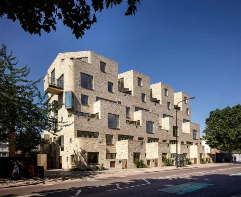 95 Peckham Road Southwark housing by Peter Barber Architects
