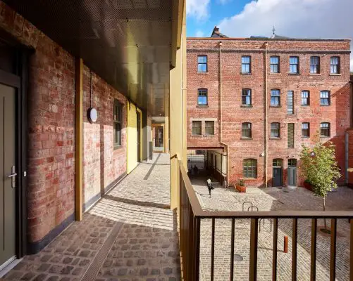 Bell Street Stables Glasgow building