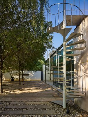 Chinese spiral stair building courtyard