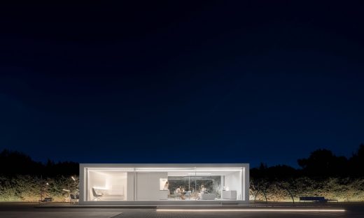 Contemporary Fran Silvestre Arquitectos house in Spain