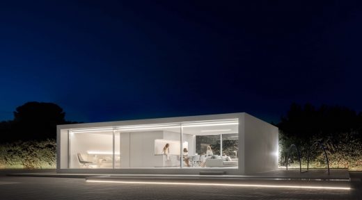 NIU N70, Spain home by Fran Silvestre Arquitectos