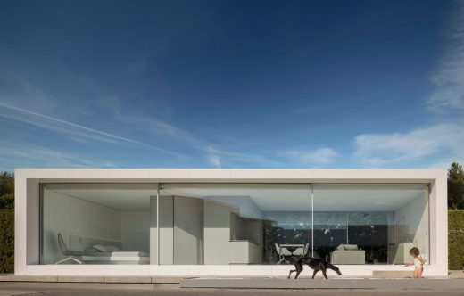 NIU N70, Spain home by Fran Silvestre Arquitectos