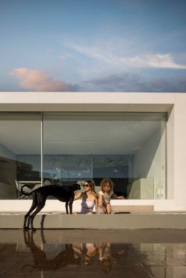 NIU N70, Spain home by Fran Silvestre Arquitectos