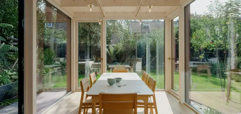 Wooden Annex by Tsuruta Architects