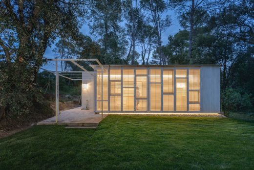 Gallery Girona house in the woods