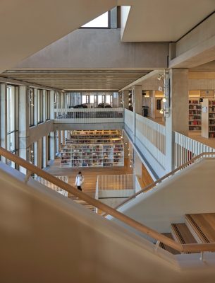 Kingston University London, Town House building