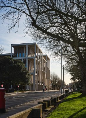 Kingston University London, Town House building