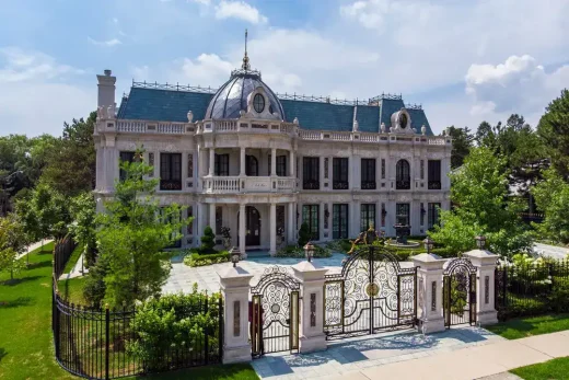 La Belle Maison Mansion, Toronto property