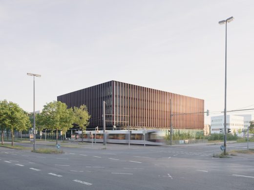 Sparkasse Bremen headquarters building design by Delugan Meissl Associated Architects