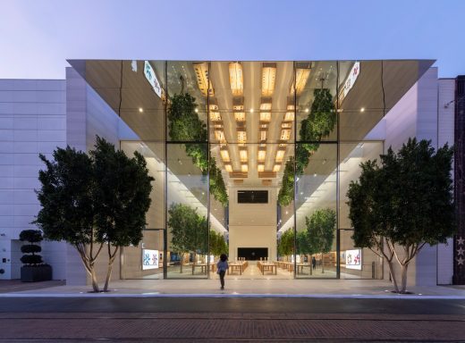 Apple at The Grove, Los Angeles store