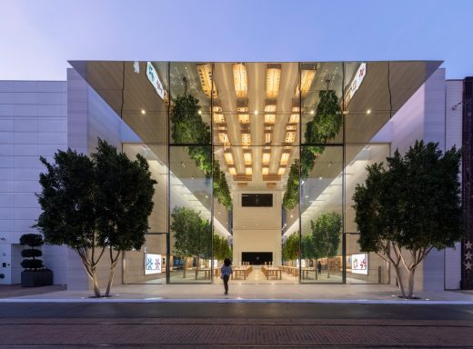 Apple at The Grove, Los Angeles store