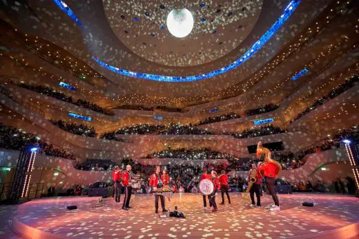 Schulkonzert Meute German concert hall