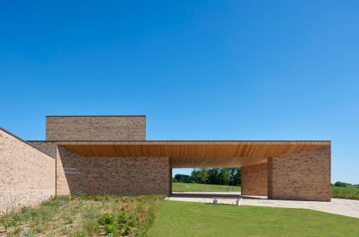 Lea Fields Crematorium, Gainsborough, England