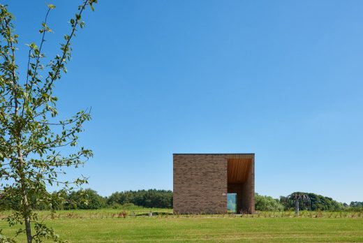 Lea Fields Crematorium, Gainsborough, England