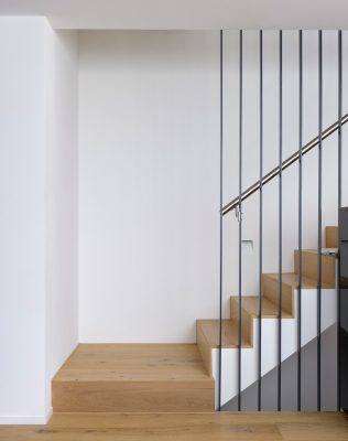 Muttenz property stairs balustrade steps design