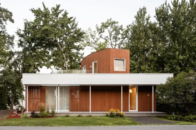 Oka Chalet, Lac des DeuxMontagnes Québec earchitect