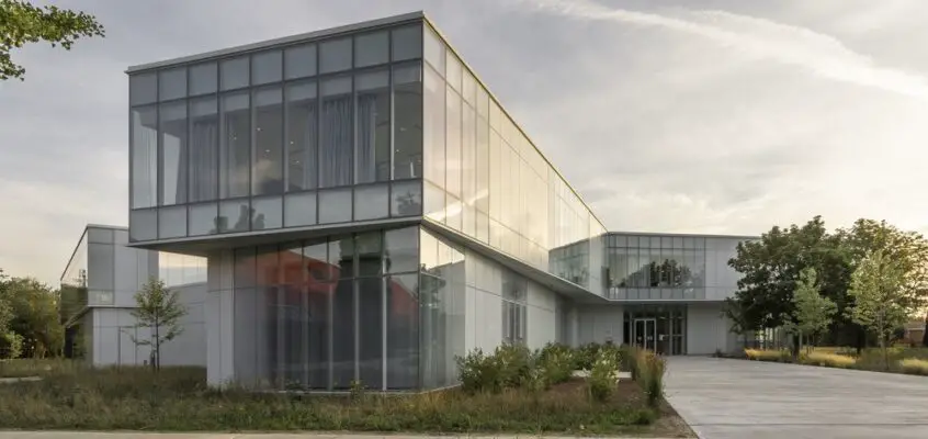 Pierrefonds Public Library, Montréal