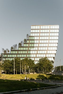 Terrace Tower Amsterdam Zuidas building