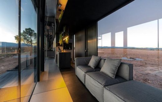 DistrictHive Airbnb Granada - Spanish building news