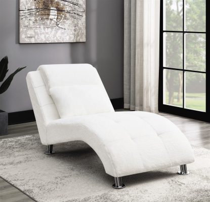 Modern Chaise Lounges