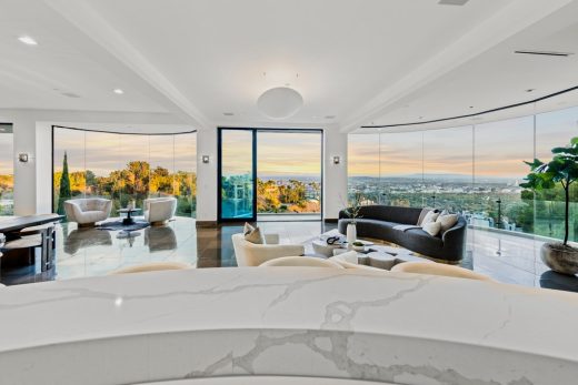 LA Bachelor Pad Beverly Crest USA