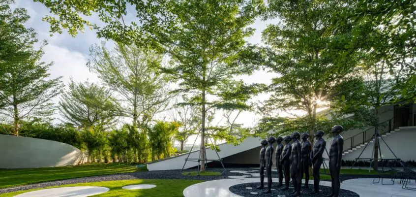 Luxe Art Gallery, Hainan Province