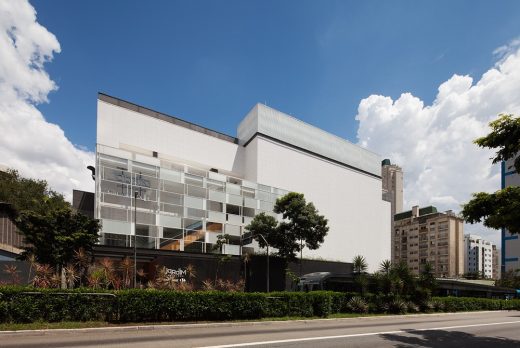 Jardim Pamplona Shopping Mall São Paulo