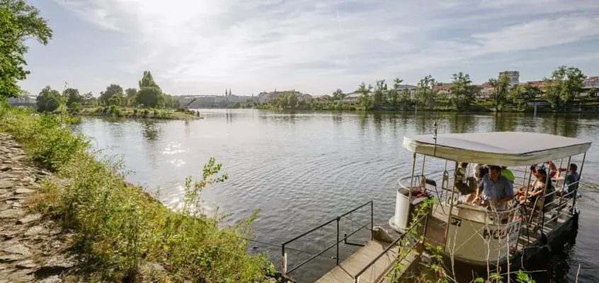 Rohan and Libeň Island Project: Prague Meander