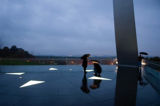 United States Air Force Memorial, Arlington, Virginia, lighting design by Office for Visual Interaction (OVI)