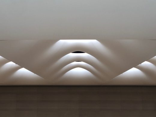 Apple Store Fifth Avenue, New York City, NY, USA