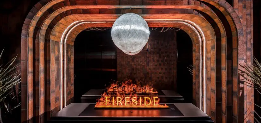 Fireside H Code SoHo: Pottinger Street Restaurant