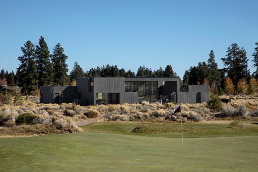 Contemporary American house in Oregon