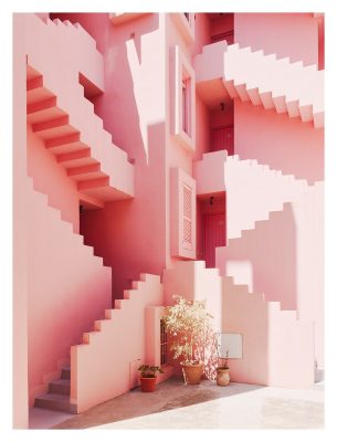 La Muralla Roja, postmodern apartment complex in Manzanera, Calpe, Spain