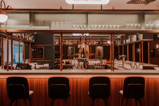 Pigeon Post Bar & Eatery, Hilton Cologne hotel bar