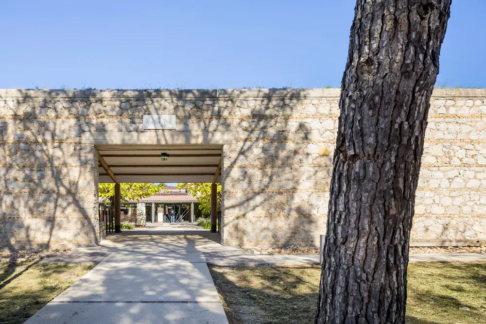 Shared Company Cafeteria La Pompignane