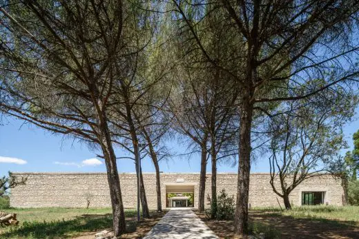 Shared Company Cafeteria, La Pompignane