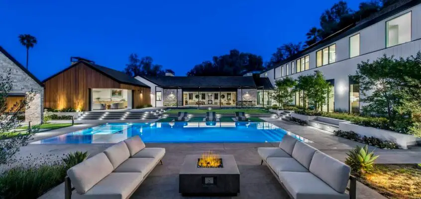 The Reserve Farmhouse, Hidden Hills California