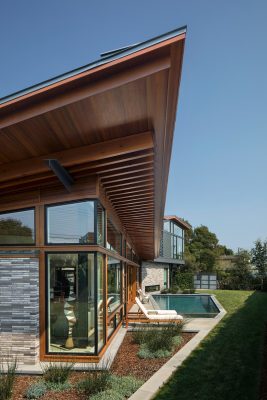 Luxury California pool home in L.A.